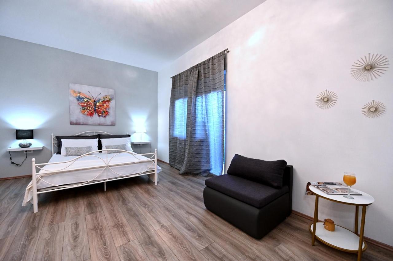 Studio Apartman Sandra, إيموتسكي المظهر الخارجي الصورة