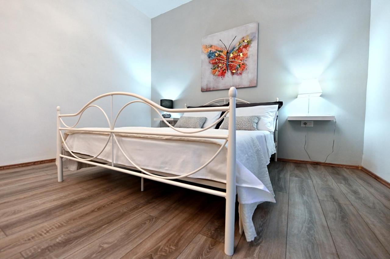 Studio Apartman Sandra, إيموتسكي المظهر الخارجي الصورة